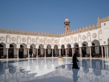 Peygamberin camii Suudi Arabistan 'da. Mekke 'den sonra dünyanın en büyük ve en büyük şehirlerinden biridir.