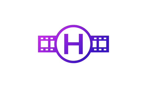 电影电影制作工作室标志创作中带有卷轴条纹的首字母H圆环 — 图库矢量图片