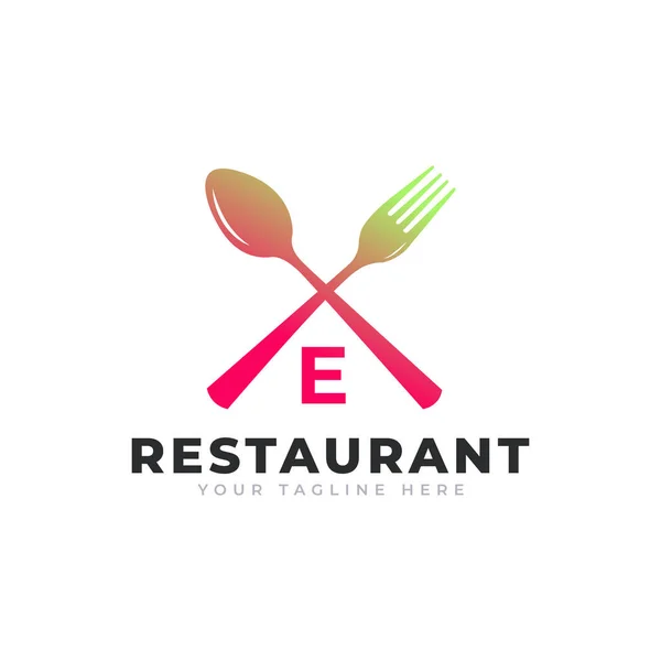 Logo Restaurace Úvodní Písmeno Vidličkou Lžičky Pro Logo Restaurace Šablona — Stockový vektor