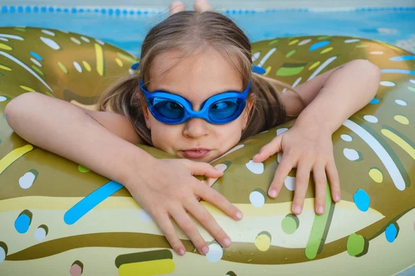 Happy Preschool Girl Outdoor Swimming Pool Inflatable Ring Child Enjoying — Stock Photo, Image