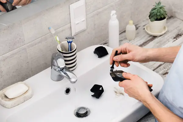 Man Cleaning Electronic Shaving Razor Sink Male Self Care Personal — Stock Photo, Image