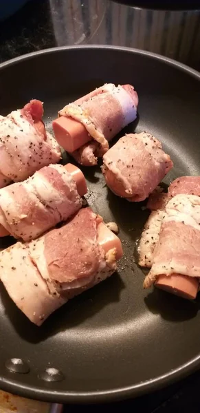 Frigideira Com Salsicha Bacon — Fotografia de Stock