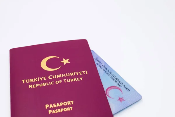Pasaport ve kimlik kartı cumhuriyeti. 