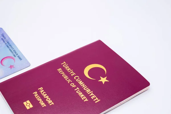 Pasaport ve kimlik kartı cumhuriyeti. 