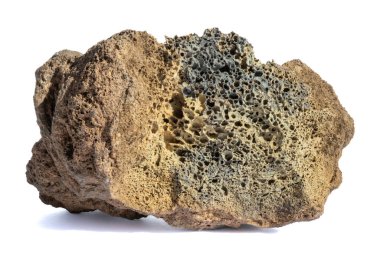 Beyaz arkaplanda volkanik taş