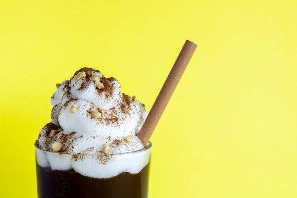 Close Glass Chocolate Milkshake Cream Toasted Almonds Cinnamon Brown Cardboard — Stock Photo, Image