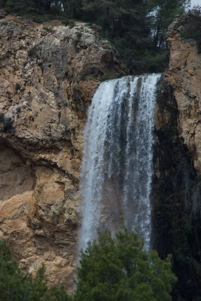 Водопад Эль Солт Алькой Сумерках Испания — стоковое фото