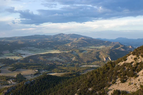 Krajobraz Chmurami Sierra Mariola Parku Naturalnego Fuente Roja Alcoy Hiszpania — Zdjęcie stockowe