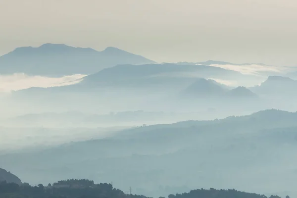 Silhouetten Geschichteter Berge Die Vom Alt Les Pedreres Alcoy Spanien — Stockfoto