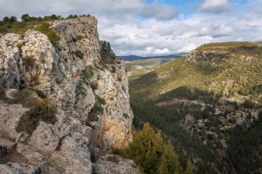 Barranc del Cint ve Alt de les Pedreres, Alcoy, İspanya Bulutları