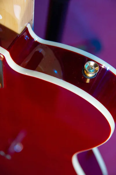 Guitarra Eléctrica Estilo Telecaster Rojo Sólido Con Pastillas Humbucker Hardware — Foto de Stock