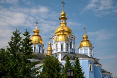St. Michael 's Altın Kubbe Manastırı. Lüks kilise kompleksi. Kyiv, Ukrayna