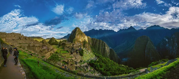 Inca Citadel Machu Picchu Beautiful Landscape Valley Sacred Incas Mountains — Photo
