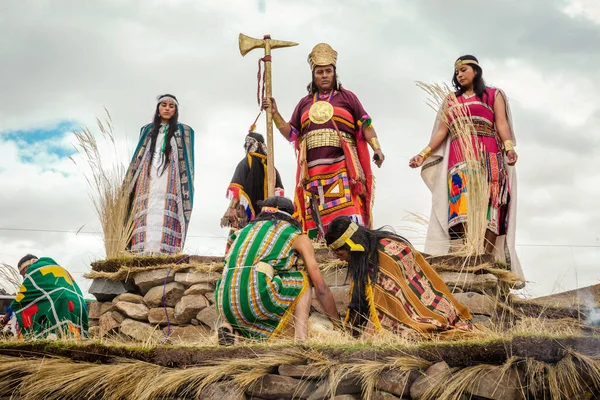 Inka Ritual Bei Dem Die Wolle Der Vicua Traditionellen Chaccu — Stockfoto