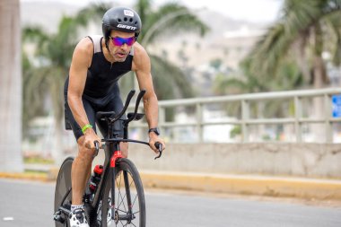 IRONMAN 70.3 LIMA, Atletizm yarışmacısı Peru - 23 Nisan 2023 