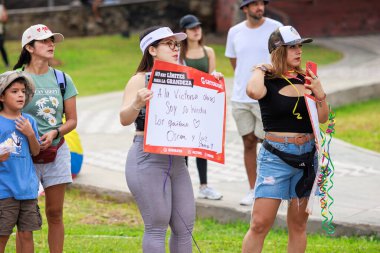 LIMA, Peru - 23 Nisan 2023: İRONMAN 70.3 Peru 'da yarışan sporcu