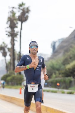 IRONMAN 70.3 LIMA, Atletizm yarışmacısı Peru - 23 Nisan 2023 