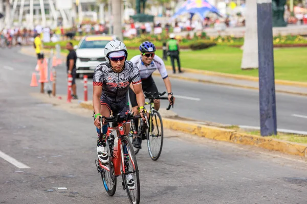 Ironman Lima Idrottsman Tävlar Peru April 2023 — Stockfoto