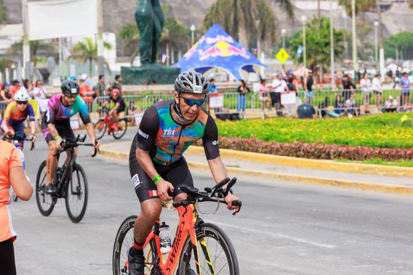 Atleta Compitiendo Ironman Lima Perú Abril 2023 — Foto de Stock