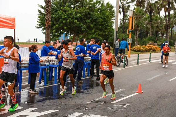 Atleta Compitiendo Maratón Lima 42K 2023 —  Fotos de Stock