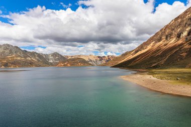 Dağların güzel manzarası. 
