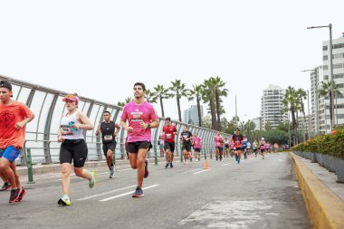 Lima, Peru - 21 Mayıs 2023: Lima Maratonu 42K 2023.