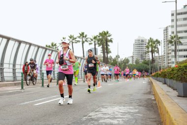 Lima, Peru - 21 Mayıs 2023: Lima Maratonu 42K 2023.