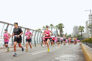 Lima, Peru - 21 Mayıs 2023: Lima Maratonu 42K 2023