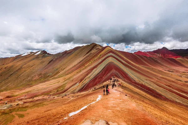 Ausangate, yedi renkli dağların güzel manzarası, Cusco Per