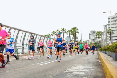 Lima, Peru - 21 Mayıs 2023: Lima Maratonu 42K 2023.