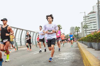 Lima, Peru - 21 Mayıs 2023: Lima Maratonu 42K 2023.