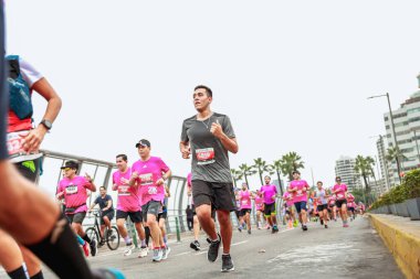 Lima, Peru - 21 Mayıs 2023: Lima Maratonu 42K 2023.