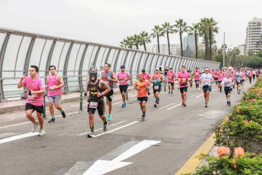 Lima, Peru - 21 Mayıs 2023: Lima Maratonu 42K 2023.
