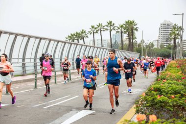 Lima, Peru - 21 Mayıs 2023: Lima Maratonu 42K 2023.