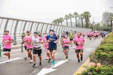 Lima, Peru - 21 Mayıs 2023: Lima Maratonu 42K 2023