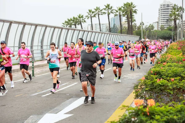 stock image Lima, Peru - May 21, 2023: Athletes compete in the Lima Marathon 42K 2023