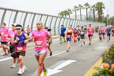 Lima, Peru - 21 Mayıs 2023: Lima Maratonu 42K 2023