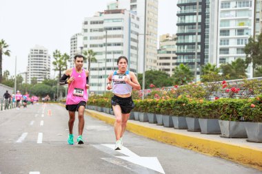 Lima Maratonu 42K 2023, Peru 'da koşan sporcular