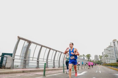 Lima Maratonu 42K 2023, Peru 'da koşan sporcular