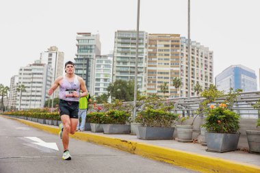 Lima Maratonu 42K 2023, Peru 'da koşan sporcular