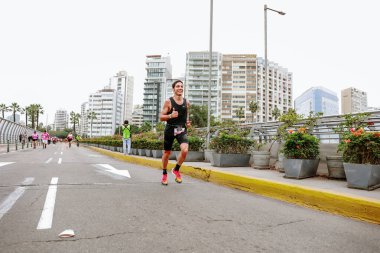 Lima Maratonu 42K 2023, Peru 'da koşan sporcular