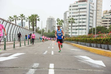 Lima, Peru - 21 Mayıs 2023: Lima Maratonu 42K 2023