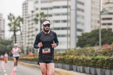 Lima, Peru - 21 Mayıs 2023: Lima Maratonu 42K 2023