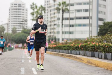 Lima, Peru - 21 Mayıs 2023: Lima Maratonu 42K 2023