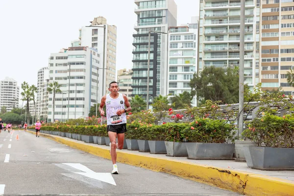 Atletas Competem Maratona Lima 42K 2023 Correndo Estrada Lima Peru — Fotografia de Stock