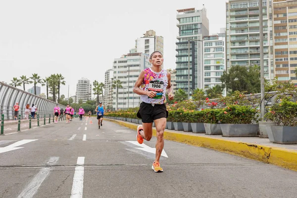 Sportolók Versenyeznek Lima Maraton 42K 2023 Futás Úton Lima Peru — Stock Fotó