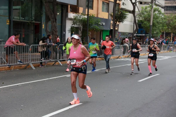 秘鲁利马 2023年5月21日 参加利马马拉松赛42公里2023的运动员 — 图库照片