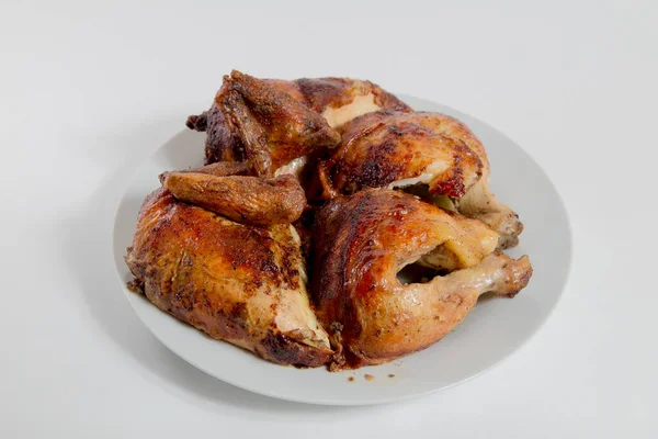 Bir tabakta Gri Civciv