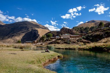 Huancaya, Lima Peru, dağlı güzel bir manzara.