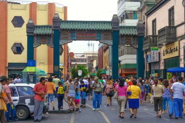 Lima Peru 'nun manzarası, sokakları ve turistik binaları